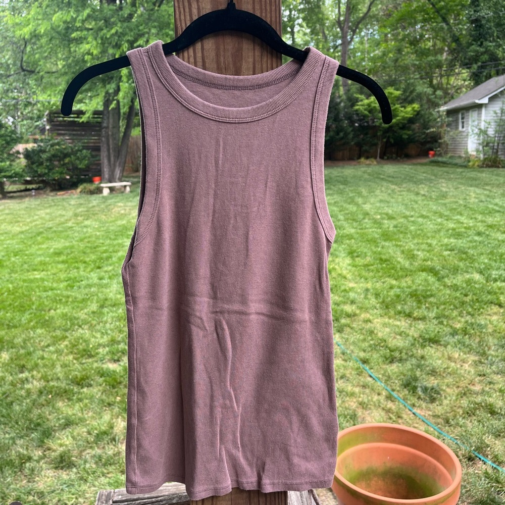 Sleeveless Ribbed Tank Top - Dusty Mauve